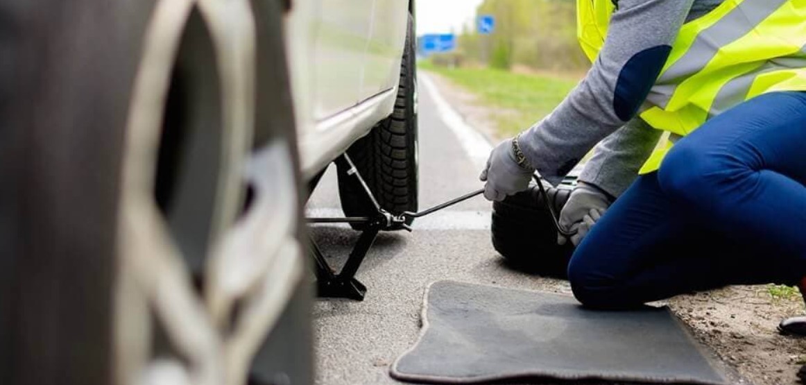 roadside-assistance service central illinois